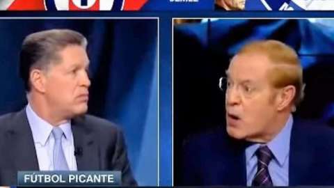 José Ramón Fernández y Ricardo Peláez se dieron hasta con la cubeta en Fútbol Picante.