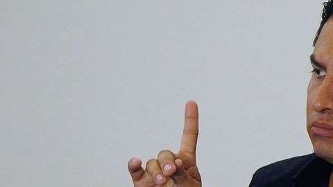 Los problemas siguen para Julión Álvarez.