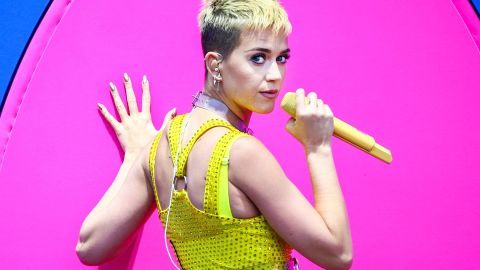 La cantante Katy Perry no puede entrar a China.