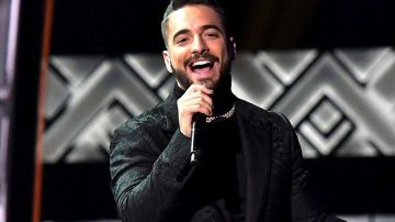 Maluma se presentó en los Latin Grammy 2017