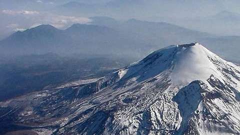 El volcán Citlaltépetl también conocido como Pico de Orizaba es la montaña más grande de México./Twitter