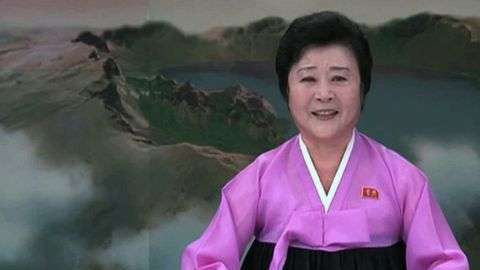 Ri Chun-hee ha llorado, reído y gritado en la Televisión Central de Corea del Norte durante más de 40 años./Getty