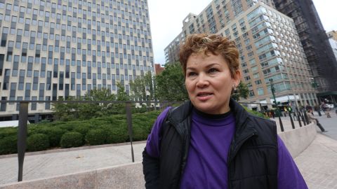 Perla Canales de Honduras, vive en Staten Island desde el 1993 y tiene TPS.
