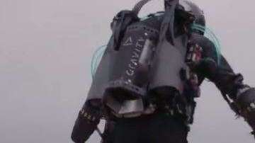 Richard Browing es quien logró esta hazaña.