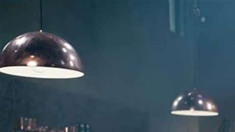Roger Federer se transformó en un Chef, para un anuncio publicitario