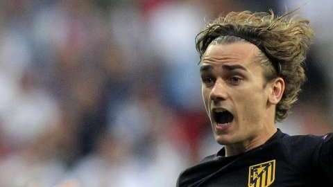 Al delantero francés del Atlético de Madrid Antoine Griezmann le llovieron acusaciones en Twitter.