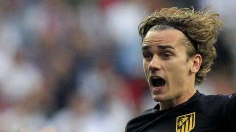 Al delantero francés del Atlético de Madrid Antoine Griezmann le llovieron acusaciones en Twitter.