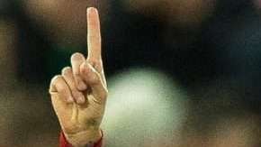 El brasileño Philippe Coutinho del Liverpool anotó un hat trick contra Spartak Moscú en Champions). EFE/PETER POWELL