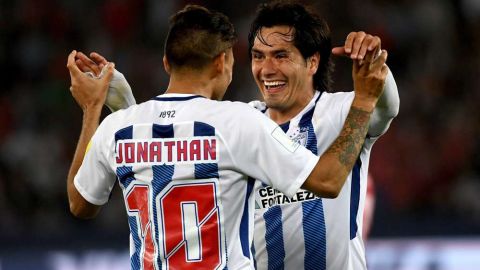 Víctor Guzmán anotó el gol del triunfo a tres minutos del final del segundo tiempo extra