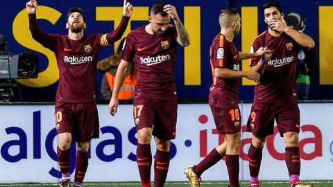 Barcelona se impuso a Villarreal en su casa y mantiene el liderato en La Liga.