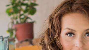 Angelique Boyer da vida a trillizas en las telenovela "Tres Veces Ana" de Univision