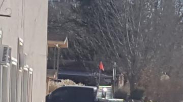 El tiroteo ocurrió en Aztec High School.