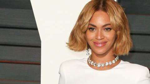 Beyoncé pidió que no le tomaran fotos pero los clientes no le hicieron caso.