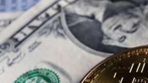 Hay varias formas de pasar del dinero en tu ordenador a tu cartera, pero no todas son fáciles.