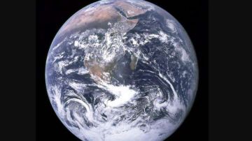 The Blue Marble es la imagen más descargada de todos los archivos de la NASA.