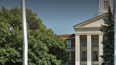 La escuela secundaria Fort Hamilton fue evacuada.