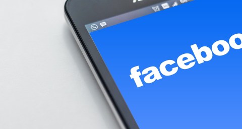 ¿Facebook destruye a la sociedad?