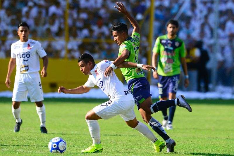 Alianza y Santa Tecla jugarán por tercera vez consecutiva la final del