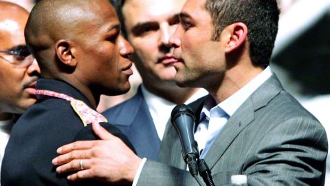 Imagen de archivo de Oscar de la Hoya y Floyd Mayweather