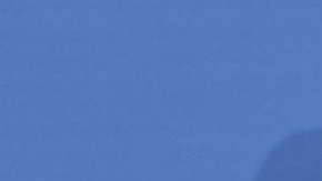 La actriz le prestará a su fan uno de los elementos que aparecen en esta imagen.