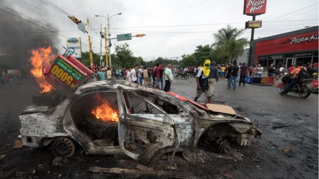 Ciudades como Tegucigalpa y San Pedro Sula fueron escenarios de escenas violentas.
