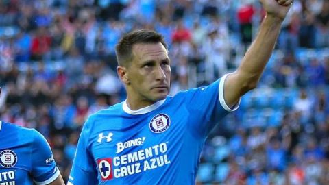 Christian Giménez se va de Cruz Azul y emprende camino a los Tuzos del Pachuca. (Foto: Imago7/Agustin Cuevas)