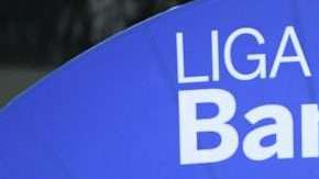 Tigres UANL presume el trofeo de campeón, del Apertura 2017 de la Liga MX tras vencer a Rayados del Monterrey en el estadio BBVA Bancomer. (Foto: Imago7/Etzel Espinosa)