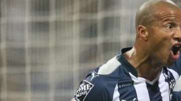 Carlos Sanchez y Aviles Hurtado festejan el gol de Rayados en la final de la Copa MX ante los Tuzos del Pachuca. Foto: Imago7