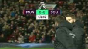 Romelu Lukaku sufrió un fuerte golpe en la cabeza y salió en camilla y con mascarilla de oxígeno