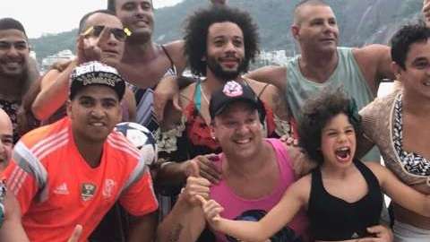 Marcelo se disfrazó de mujer durante sus vacaciones en Río de Janeiro