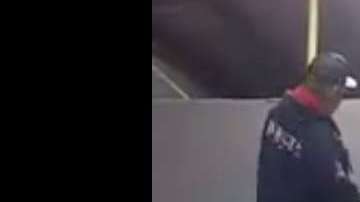 El aficionado de Rayados de Monterrey rompió su tele a martillazos