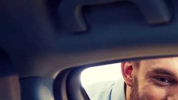 Piensa con la cabeza y no con la emoción cuando quieras comprar un auto.