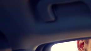 Piensa con la cabeza y no con la emoción cuando quieras comprar un auto.