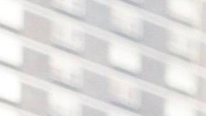 Agentes de policía custodian la Terminal de Autobuses de la Autoridad Portuaria tras la explosión dentro de un túnel subterráneo el lunes 11 de diciembre de 2017, en Nueva York.