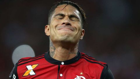 El delantero peruano Paolo Guerrero fue suspendido por la FIFA. EFE