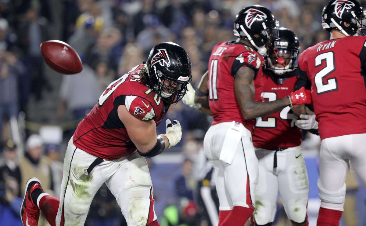 NFL: Los Falcons de Atlanta presentan su nuevo uniforme