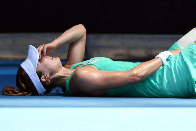 La tenista Alizé Cornet estuvo al borde del colapso por el extremo calor en Australia