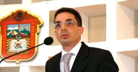 Fue procurador del Estado de México, cuando Enrique Peña Nieto era gobernador.