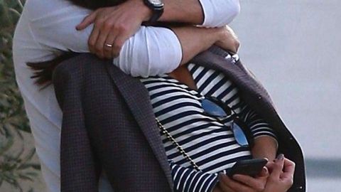 Eva Longoria junto a su esposo José Bastón.