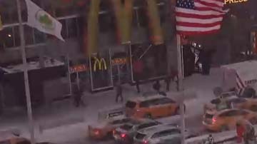 Una cámara en tiempo real capta cada movimiento en la zona de Times Square.