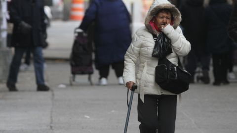 El 46%  de los latinos mayores de 50 años en la ciudad de Nueva York tiene una fuerte presión financiera.