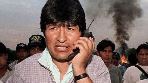 Evo Morales creció políticamente por encabezar la resistencia de los cocaleros a la erradicación de la coca.