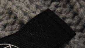 Una marca que aparentemente empodera a las mujeres puso un chiste de mal gusto en una de sus prendas.