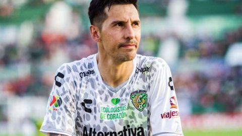 Jonathan Fabbro cuando vestía la camiseta de los Jaguares de Chiapas en el fútbol mexicano. (Foto: Imago7/Carlos Morgan)