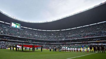 La selección mexicana se despedirá de su afición en el estadio Azteca antes del viaje a Rusia. (Foto/Imago7/Agustin Cuevas)