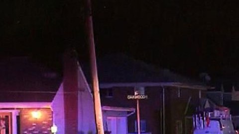 La policía acudió a la casa de los Kologi tras una llamada al 911.