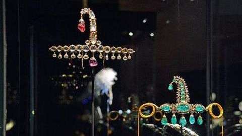 En la exposición se mostraban joyas indias de entre los siglos XVI y XX.