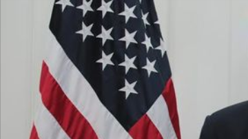 Feeley ha dicho que no puede seguir las políticas de Trump.