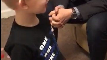 Una madre le explica a su hijo lo que es el matrimonio.