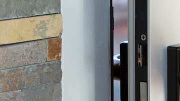 Estas personas fueron víctimas de una estafa por Internet.